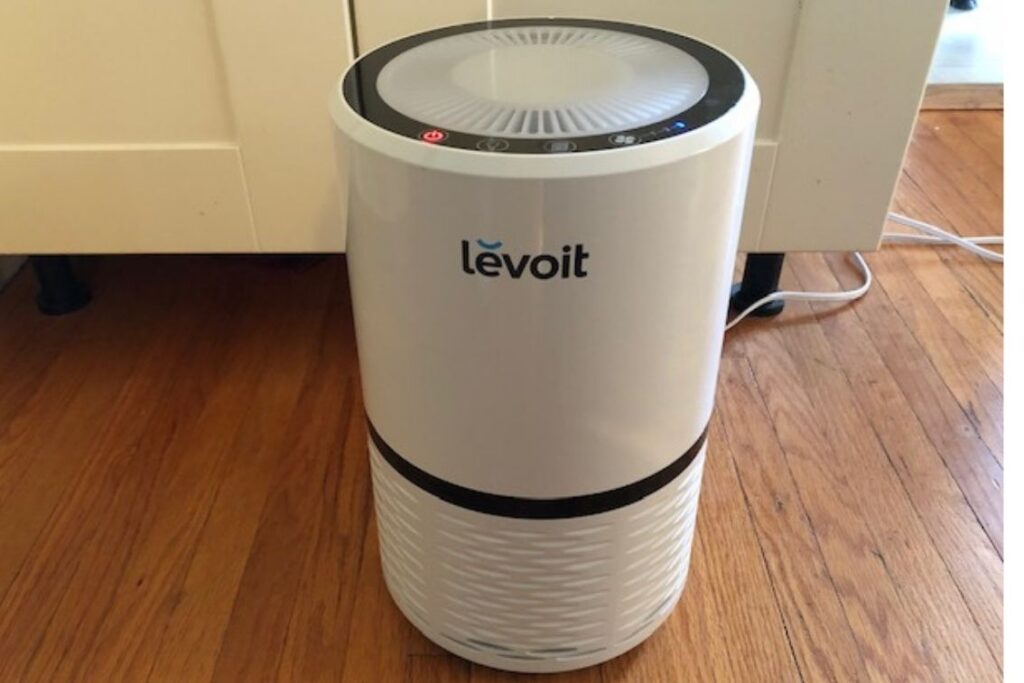 Levoit air purifier offers both air purification and cooling capabilities.